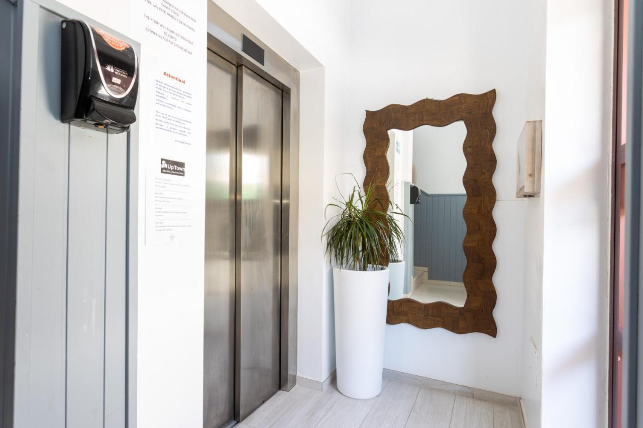 Uptown Urban Apartments (Adults Only) Κοραλέχο Εξωτερικό φωτογραφία